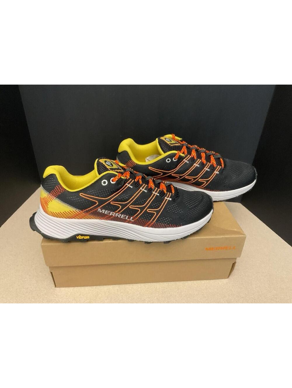 New! Mens Merrell Moab Flight Black/Sulphur Athletic Shoes. Size 10.5M. Awesome!